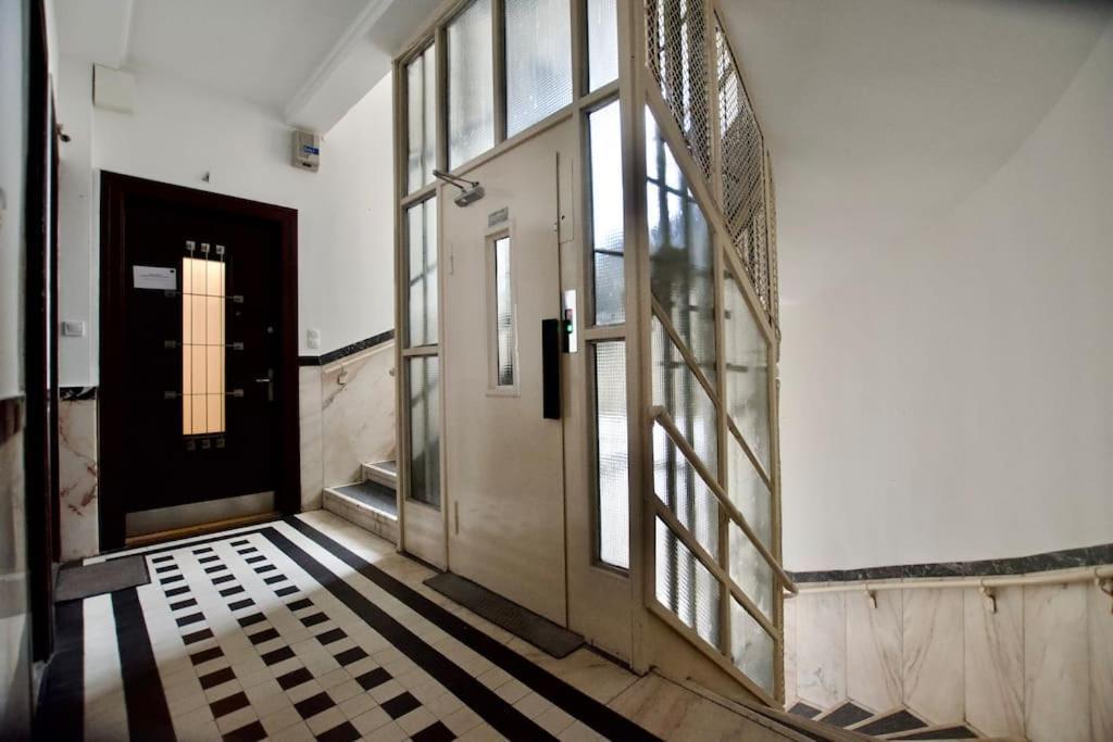Premium Apartment By Hi - Central 2 Bedroom - Best View Budapest Extérieur photo