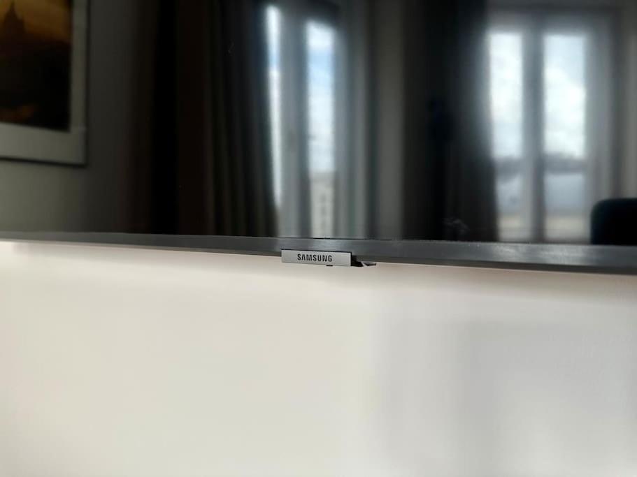 Premium Apartment By Hi - Central 2 Bedroom - Best View Budapest Extérieur photo