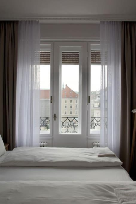 Premium Apartment By Hi - Central 2 Bedroom - Best View Budapest Extérieur photo