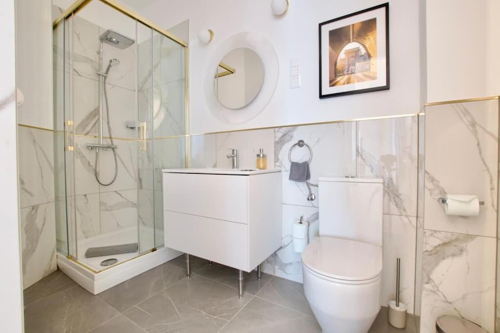 Premium Apartment By Hi - Central 2 Bedroom - Best View Budapest Extérieur photo